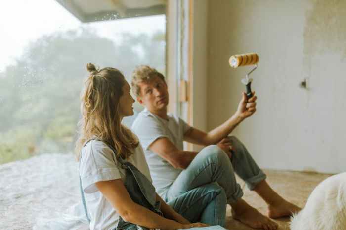 Cara mengecat ulang rumah lama agar terlihat baru lagi
