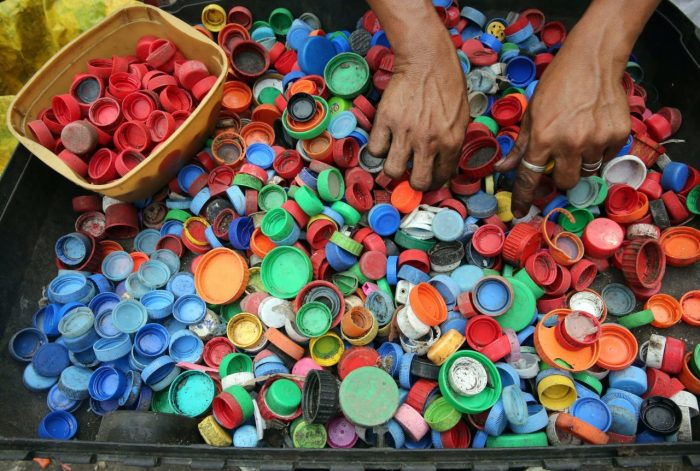 Tren penggunaan aksesoris dekoratif dari bahan daur ulang